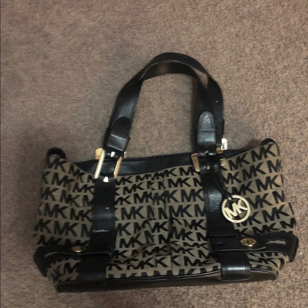 Michael Kors purse